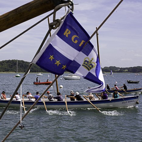 <strong>Yole Tolérance</strong> <small>© Michel FLEURY</small>
