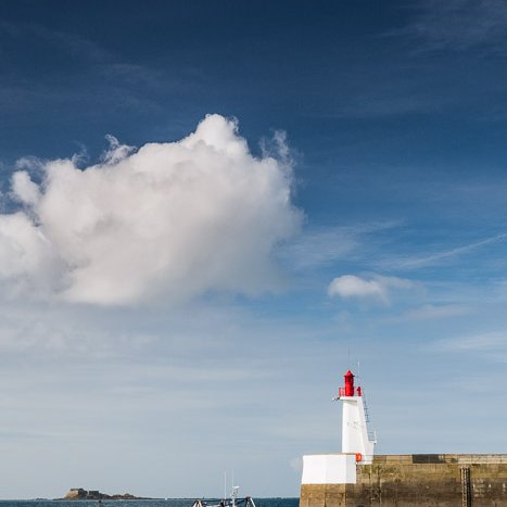 Saint-Malo, retour de pêche © Michel FLEURY <strong>Saint-Malo, retour de pêche</strong> <small>© Michel FLEURY</small>
