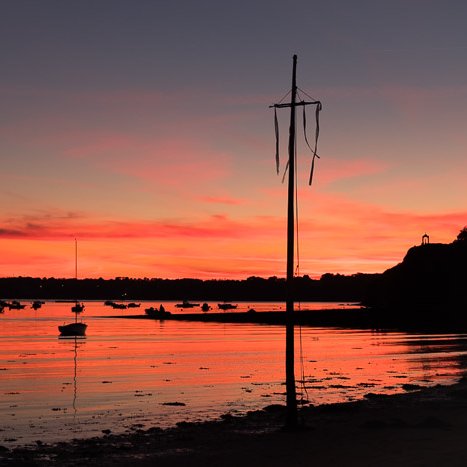 <strong>Saint-Suliac, solstice de feu...</strong> <small>© Michel FLEURY</small>