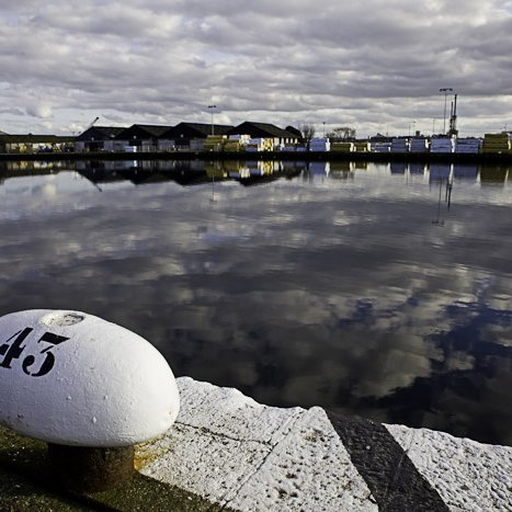 Saint-Malo , vue sur le bassin Dugay-Trouin © Michel FLEURY <strong>Saint-Malo , vue sur le bassin Dugay-Trouin</strong> <small>© Michel FLEURY</small>