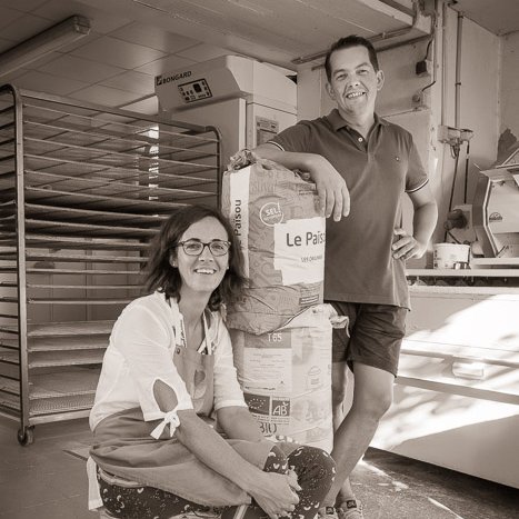 Virginie et Yves-Marie (Artisans-Boulangers à Pleudihen) © Michel FLEURY <strong>Virginie et Yves-Marie (Artisans-Boulangers à Pleudihen)</strong> <small>© Michel FLEURY</small>