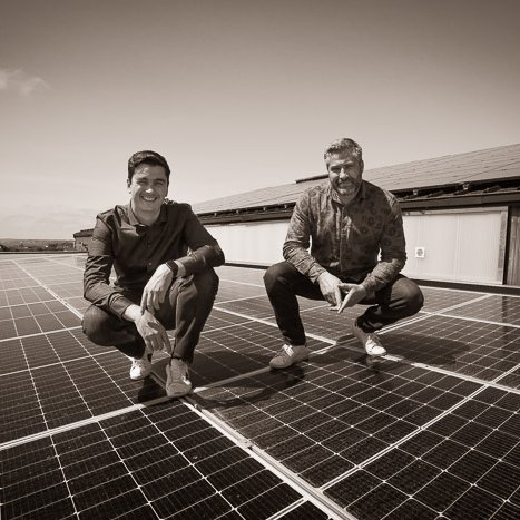 <strong>Erwan et Ludovic, Groupe Allosun</strong> <small>© Michel FLEURY</small>