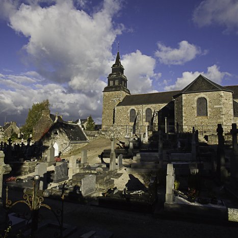Pleslin-Trigavou, église Saint-Pierre © Michel FLEURY <strong>Pleslin-Trigavou, église Saint-Pierre</strong> <small>© Michel FLEURY</small>
