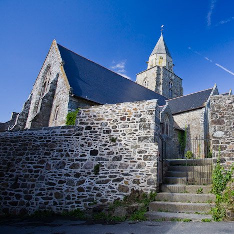 <strong>Saint-Suliac, église</strong> <small>© Michel FLEURY</small>